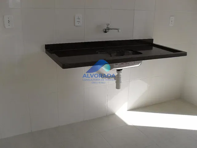 Apartamento 2 quartos e 1 banheiro, para alugar, no bairro Jardim Aquarius em São José dos Campos