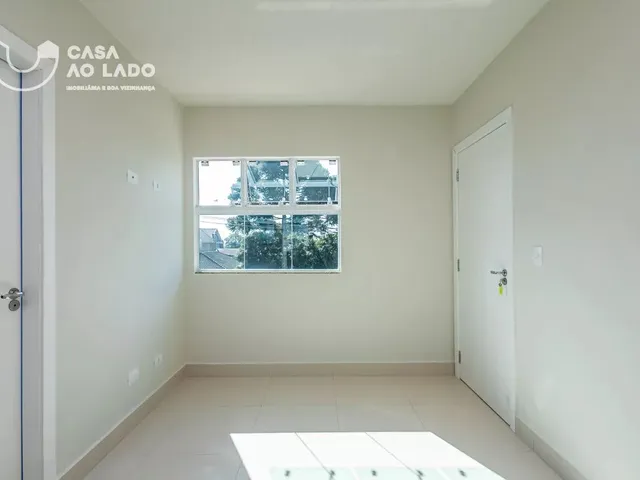 Apartamento 1 quarto e 1 banheiro, para alugar, no bairro Cajuru em Curitiba