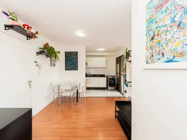 Apartamento 2 quartos e 1 banheiro, à venda, no bairro Campina do Siqueira em Curitiba