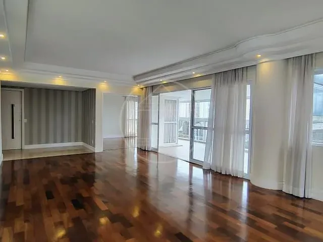 Apartamento com 244m² 4 quartos e 6 banheiros, à venda ou para alugar, no bairro Vila Suzana em São Paulo