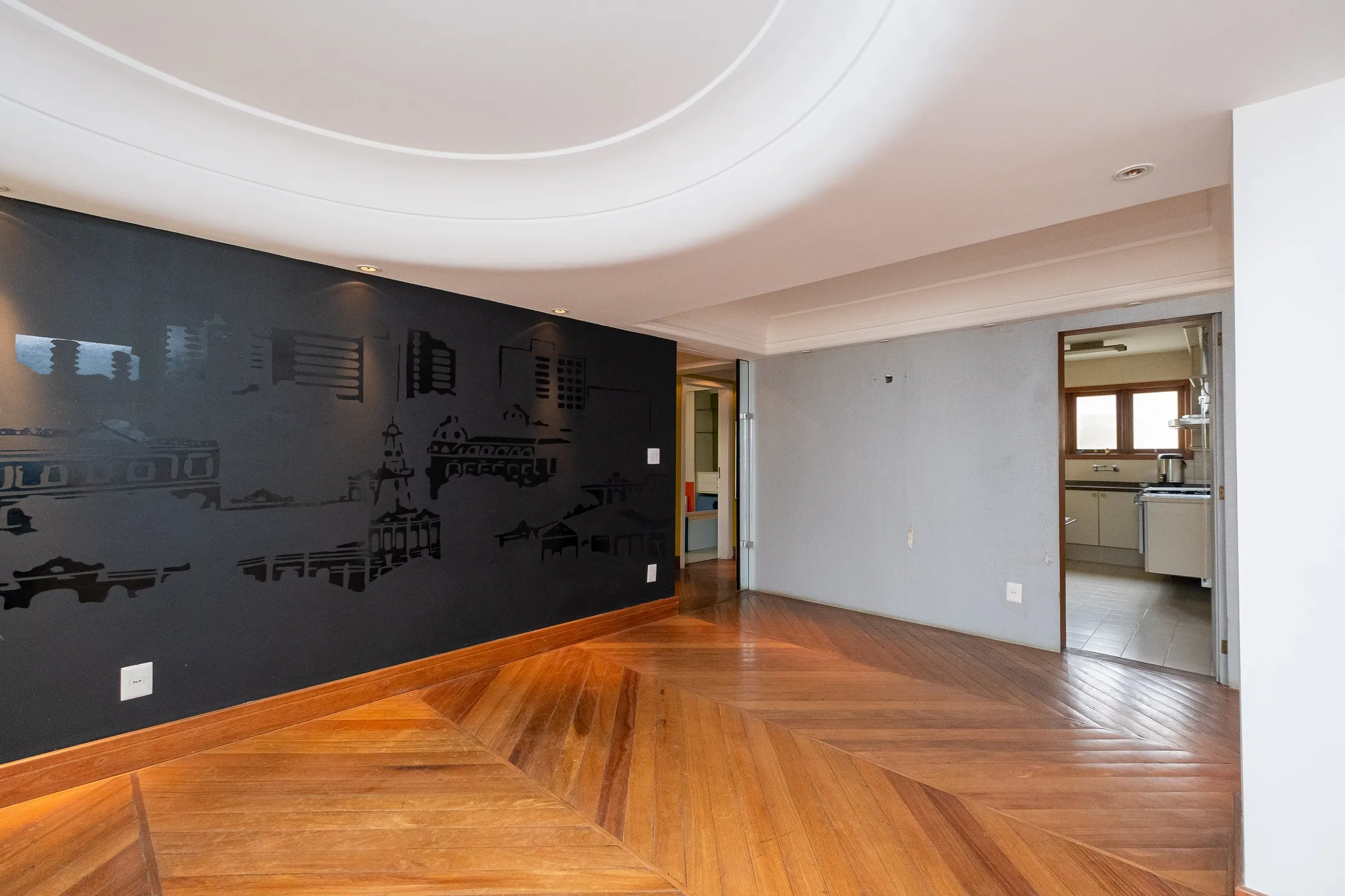 Apartamento à venda no Edifício Jardim da Luz, Centro - 212 m², 3 quartos (sendo 1 suíte), lareira e área gourmet com churrasqueira. - 6