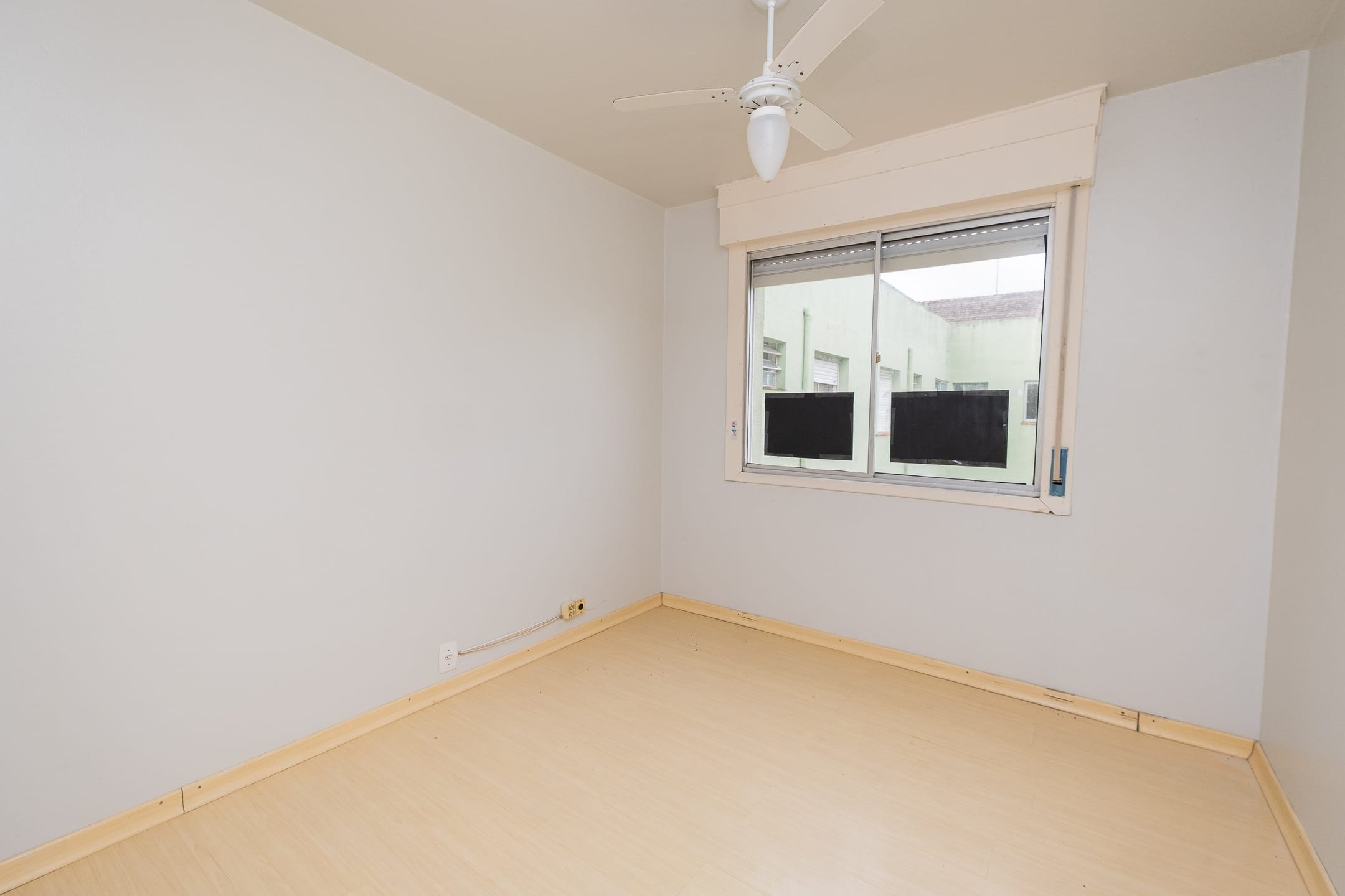 Apartamento à venda no Edifício Quinta Real, Centro - 75 m², 3 quartos, piso laminado e vaga coberta. - 9