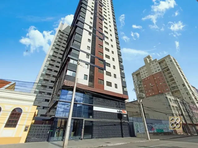 Apartamento 1 quarto e 1 banheiro, para alugar, no bairro Centro em Curitiba