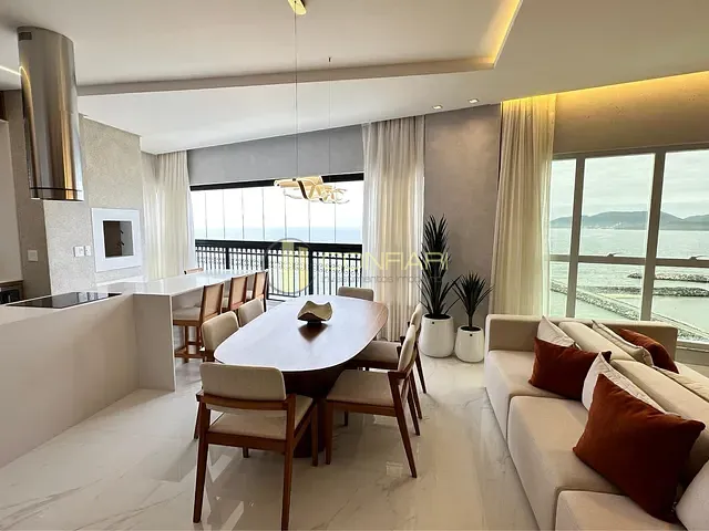 Apartamento com 240m² 3 quartos e 4 banheiros, à venda, no bairro Meia Praia em Itapema