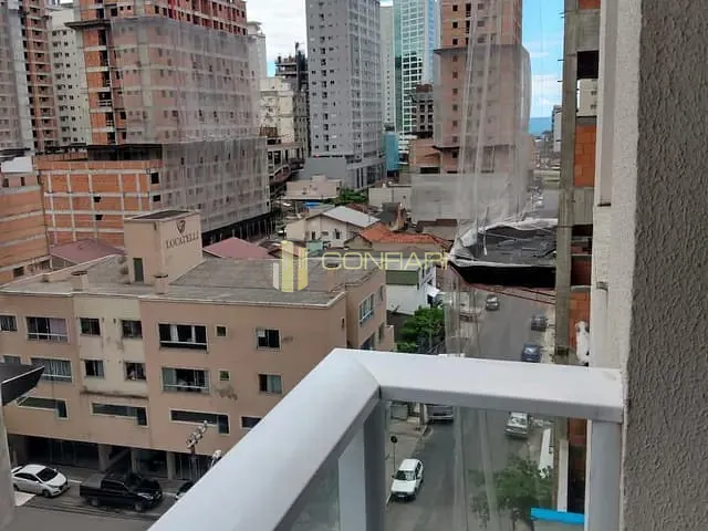 Apartamento 2 quartos e 2 banheiros, à venda, no bairro Morretes em Itapema