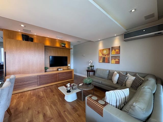 Apartamento com 234m² 3 quartos e 4 banheiros, à venda, no bairro Gleba Palhano em Londrina