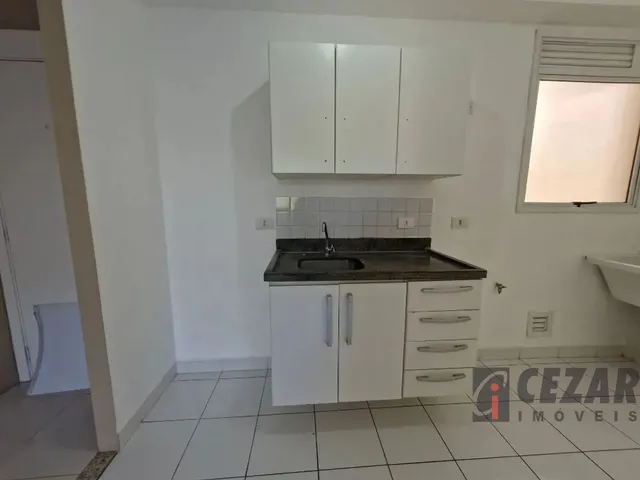 Apartamento 3 quartos e 1 banheiro, para alugar, no bairro Vila Yara em Colombo