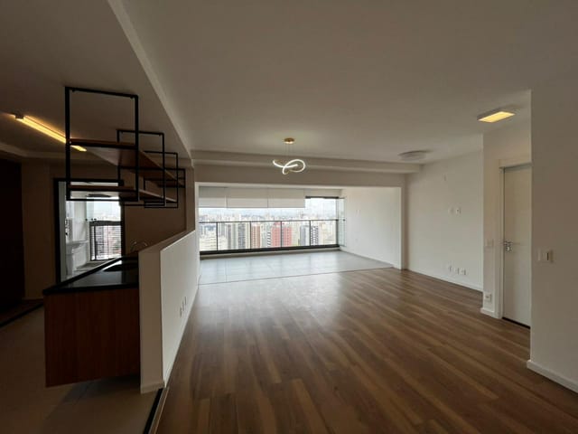 Foto do Apartamento - Apartamento 1° Locação 3 Suítes e 2 Vagas na Vila Clementino, 130m², Varanda Gourmet,  Próximo a Estação Santa Cruz | Paulista Imóveis.