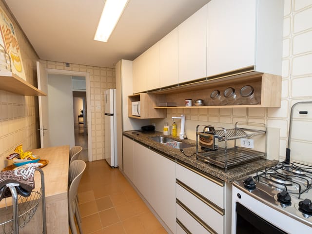 Apartamento 3 quartos e 3 banheiros, à venda, no bairro Centro em Pelotas