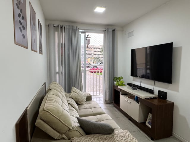 Apartamento com 92m² 2 quartos e 1 banheiro, à venda, no bairro Centro em Pelotas