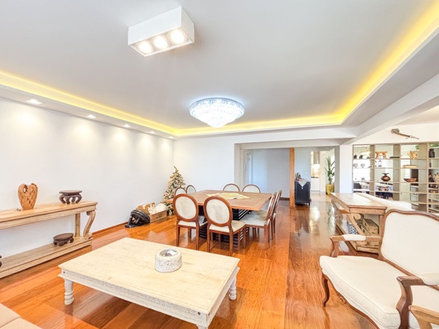 Apartamento com 300m² 2 quartos e 4 banheiros, à venda, no bairro Centro em Londrina