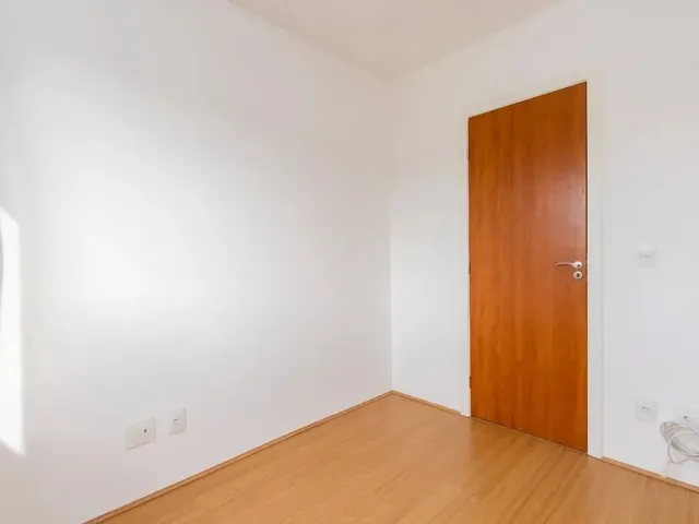 Apartamento 2 quartos e 1 banheiro, à venda, no bairro Campo Comprido em Curitiba