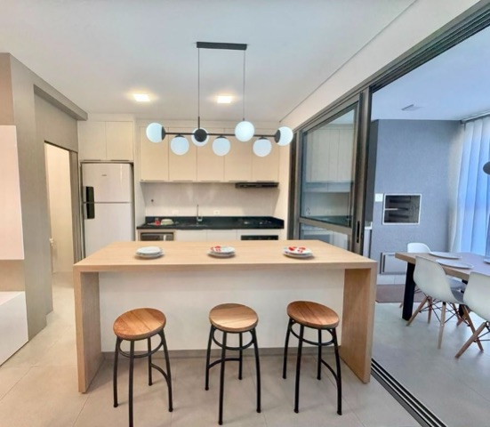 Apartamento com 182m² 2 quartos e 2 banheiros, para alugar, no bairro Guanabara em Londrina
