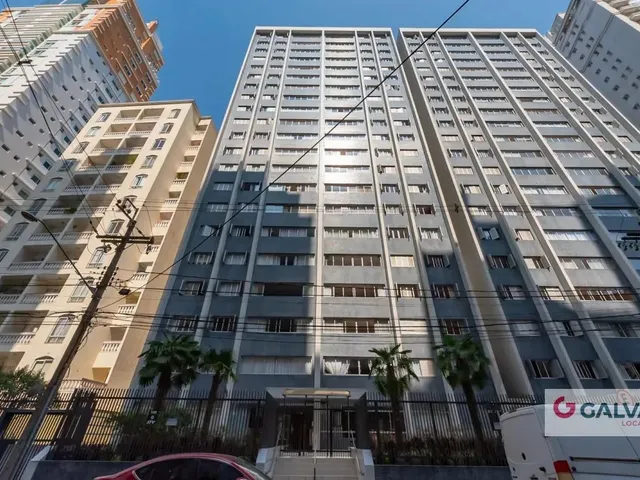 Apartamento 3 quartos e 2 banheiros, para alugar, no bairro Água Verde em Curitiba