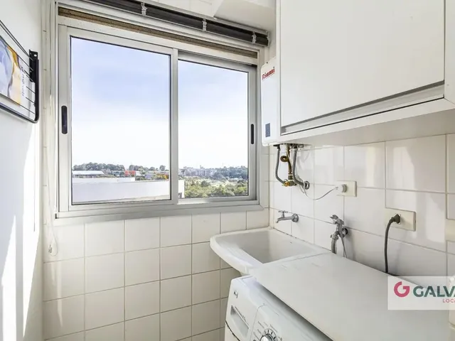 Apartamento 3 quartos e 1 banheiro, para alugar, no bairro Cidade Industrial em Curitiba