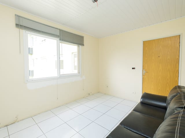 Apartamento com 54m² 2 quartos e 1 banheiro, à venda, no bairro Três Vendas em Pelotas
