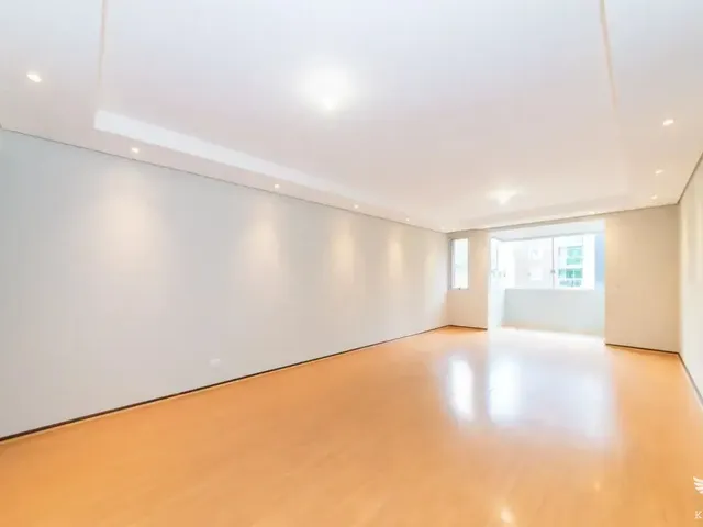 Apartamento 3 quartos e 2 banheiros, à venda, no bairro Juvevê em Curitiba