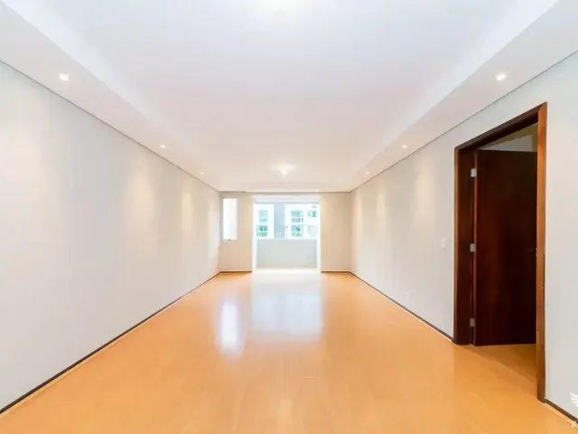 Apartamento 3 quartos e 2 banheiros, à venda, no bairro Juvevê em Curitiba