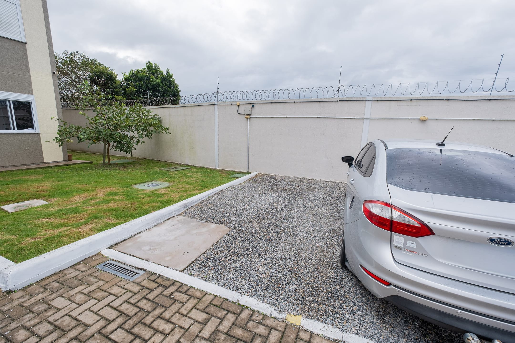 Apartamento mobiliado à venda no Acqua Dunas, Areal - 50 m², 2 quartos, sacada fechada com churrasqueira e frente norte. - 14
