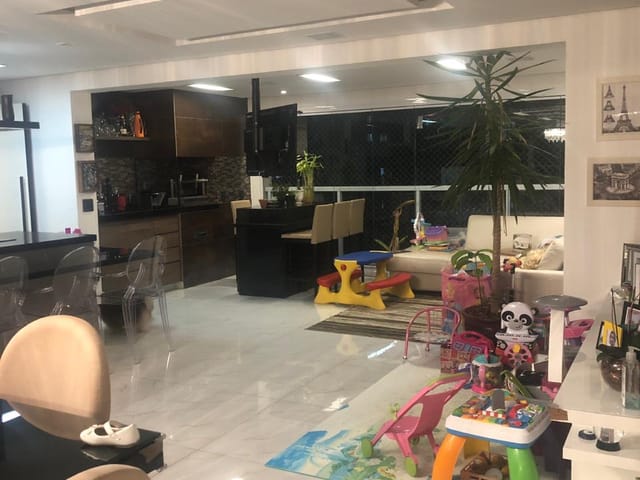 Apartamento com 134m² 2 quartos e 3 banheiros, à venda, no bairro Aclimação em São Paulo