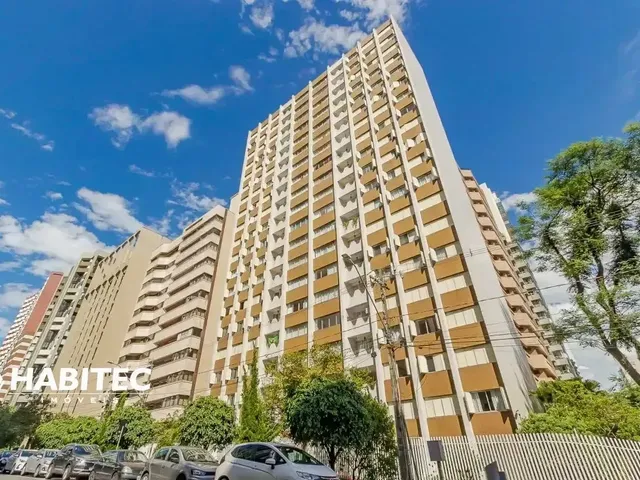 Apartamento 4 quartos e 5 banheiros, à venda, no bairro Água Verde em Curitiba