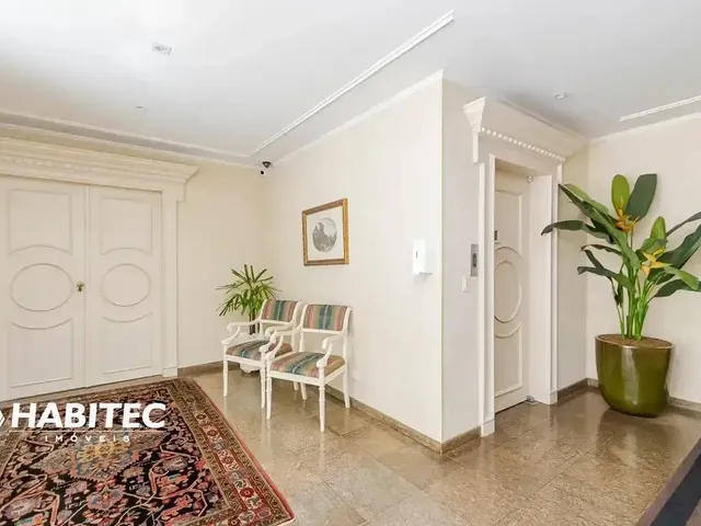 Apartamento 4 quartos e 5 banheiros, à venda, no bairro Água Verde em Curitiba