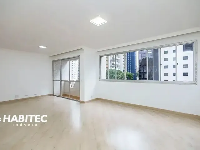 Apartamento 4 quartos e 5 banheiros, à venda, no bairro Água Verde em Curitiba