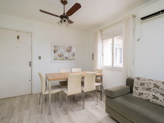 Apartamento com 54m² 1 quarto e 1 banheiro, para alugar, no bairro Centro em Pelotas