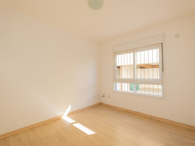 Apartamento com 132m² 3 quartos e 2 banheiros, à venda, no bairro Centro em Pelotas