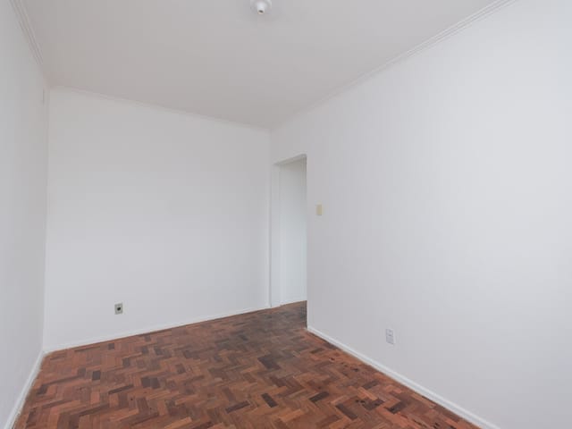 Apartamento 3 quartos e 1 banheiro, para alugar, no bairro Fragata em Pelotas