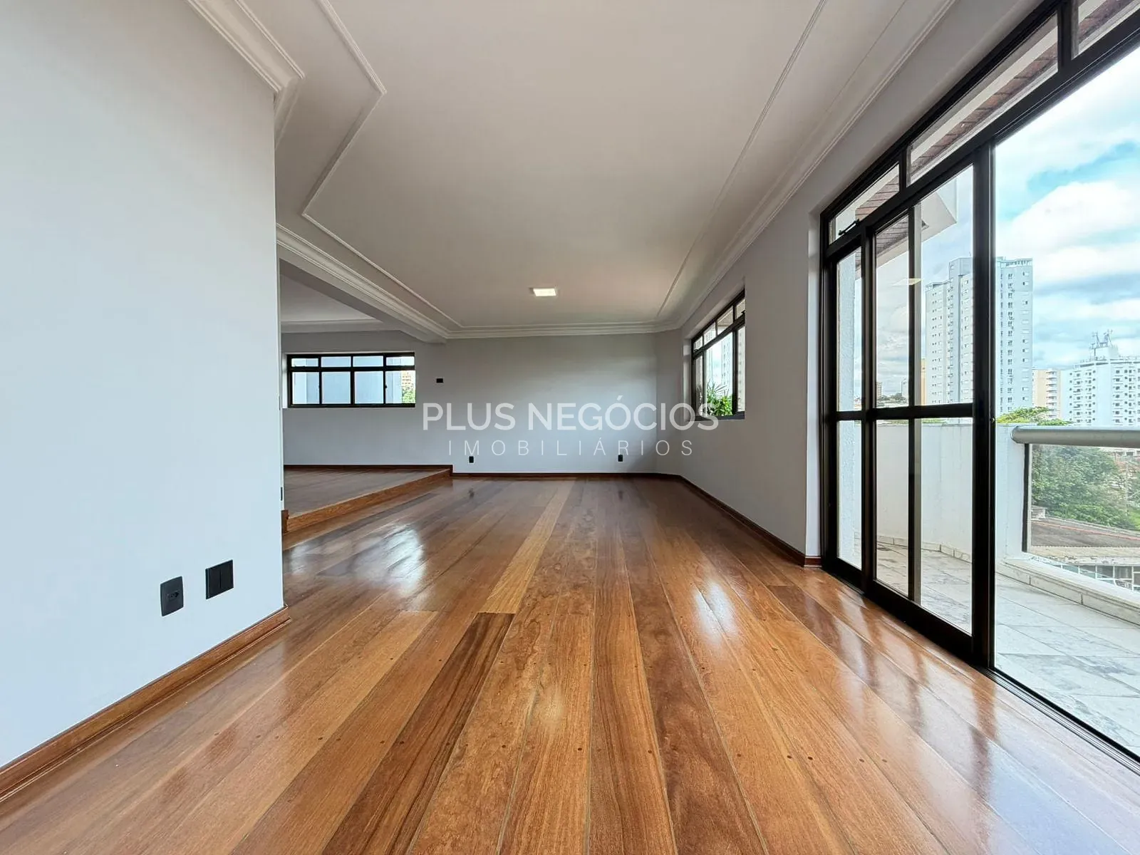 Apartamento, 3 quartos, 206 m² - Foto 11