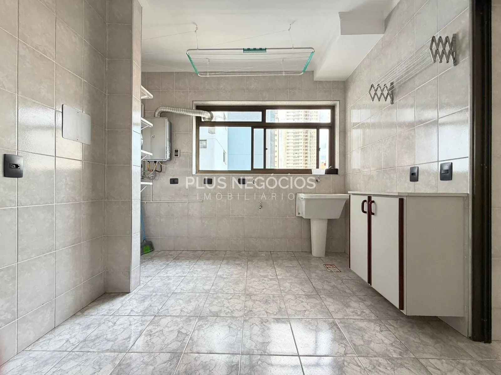 Apartamento, 3 quartos, 206 m² - Foto 28