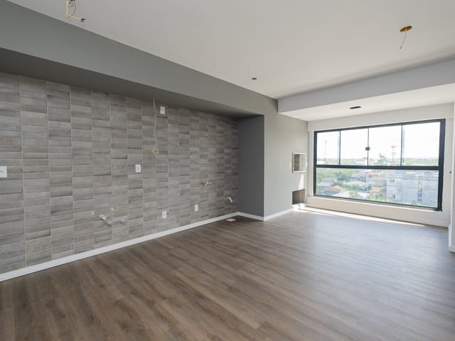 Apartamento com 88m² 3 quartos e 2 banheiros, para alugar, no bairro Centro em Pelotas