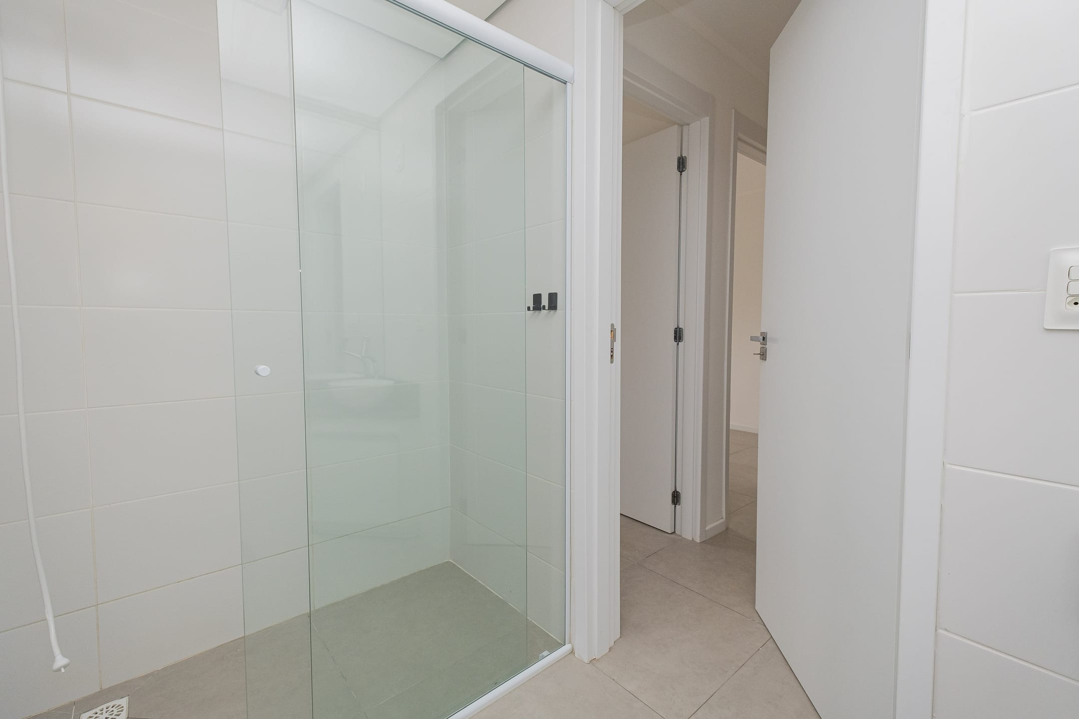 Apartamento 2 dormitórios para locação no Centro de Pelotas RS com ótima localização, próximo a serviços, conforto e praticidade diária já! - 12