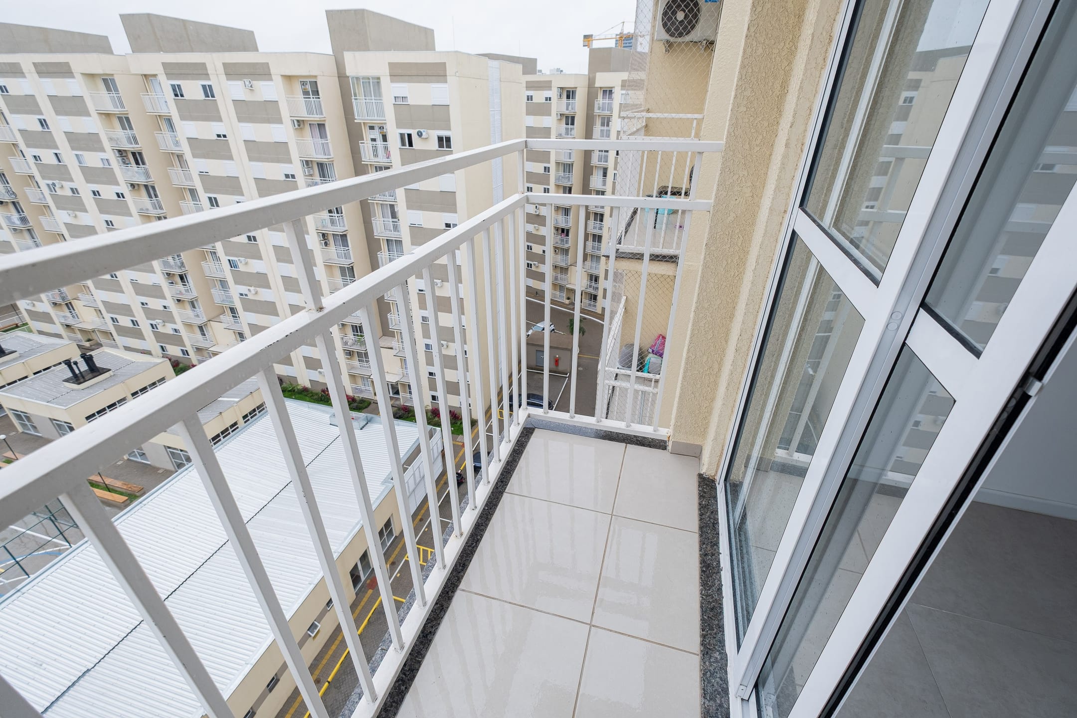 Apartamento 2 dormitórios para locação no Centro de Pelotas RS com ótima localização, próximo a serviços, conforto e praticidade diária já! - 13