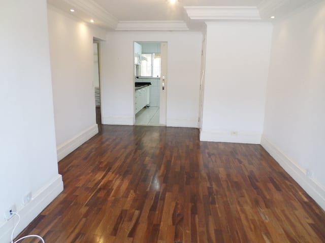 Foto do Apartamento - Apartamento em Perdizes, 80 m², 2 Dormitórios ( 1 suíte), 1 vaga , área de serviço com quarto e banheiro de serviço. Apenas 2 aptos por andar | Miani Imóveis