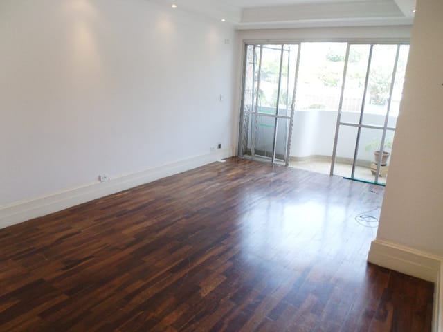 Foto do Apartamento - Apartamento em Perdizes, 80 m², 2 Dormitórios ( 1 suíte), 1 vaga , área de serviço com quarto e banheiro de serviço. Apenas 2 aptos por andar | Miani Imóveis