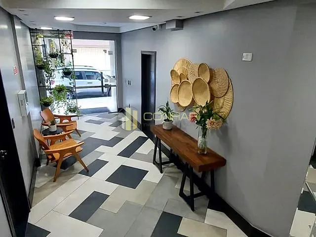 Apartamento 3 quartos e 2 banheiros, para alugar, no bairro MEIA PRAIA em Itapema