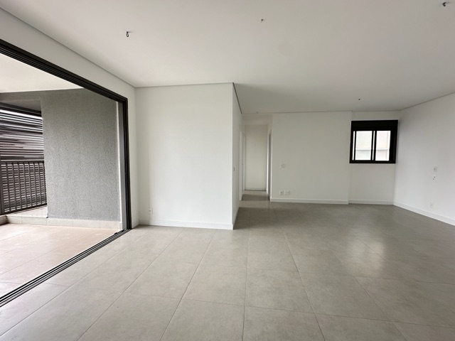 Apartamento com 182m² 2 quartos e 2 banheiros, à venda, no bairro Gleba Palhano em Londrina