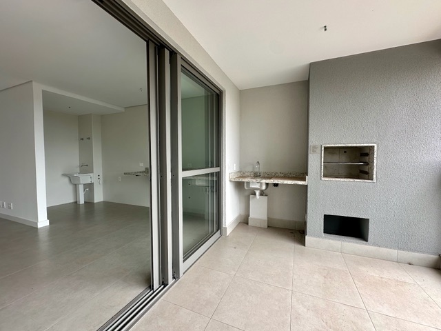 Apartamento com 182m² 2 quartos e 2 banheiros, à venda, no bairro Gleba Palhano em Londrina
