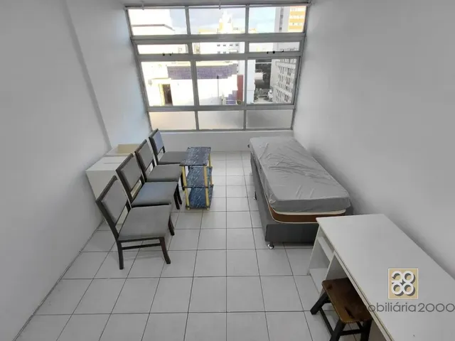 Kitnet para alugar, no bairro Centro em Curitiba