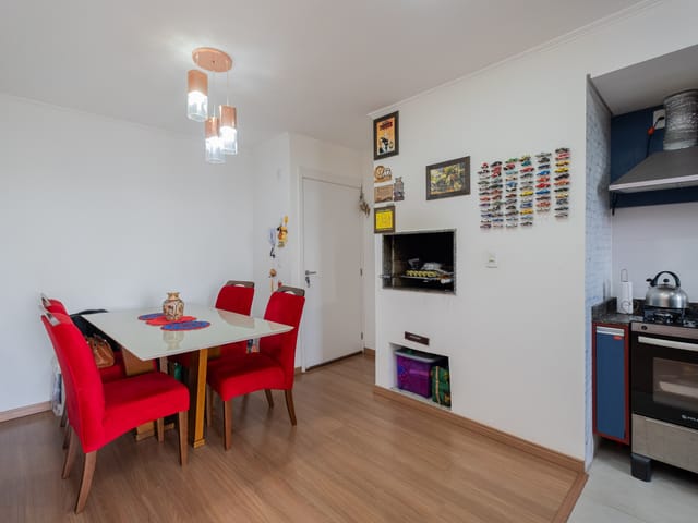 Apartamento 2 quartos e 2 banheiros, à venda, no bairro Três Vendas em Pelotas