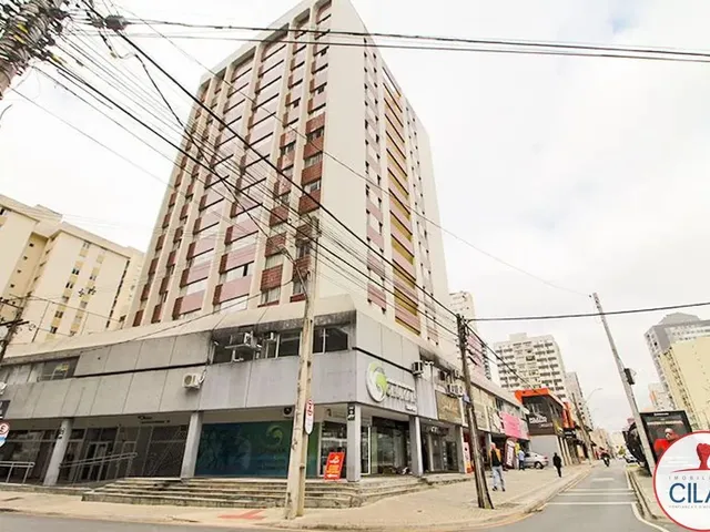 Apartamento 3 quartos e 1 banheiro, para alugar, no bairro Água Verde em Curitiba