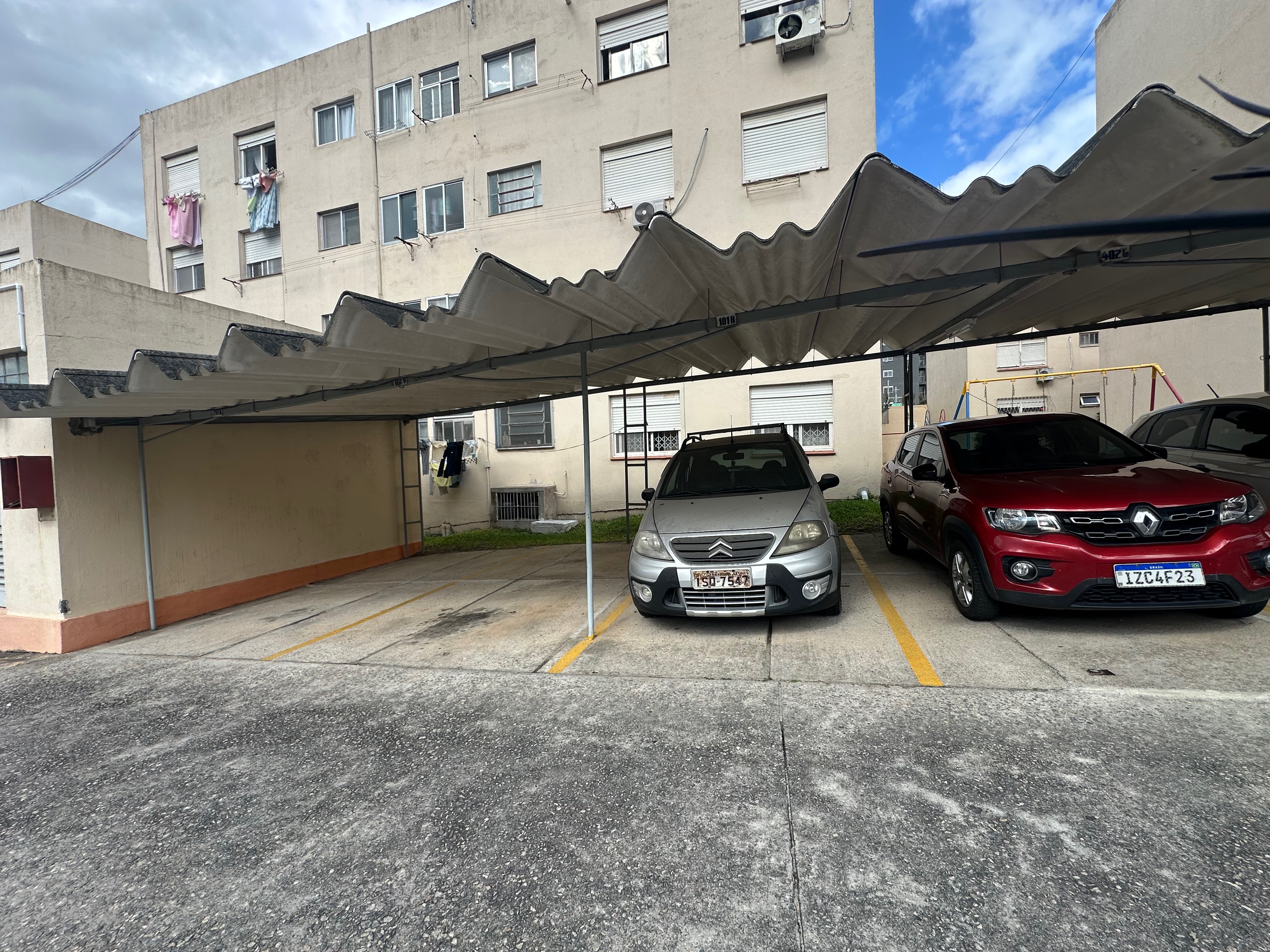 Apartamento térreo à venda no Quinta do Monte, Fragata - 64 m², 2 quartos, cozinha com armários e vaga. - 9