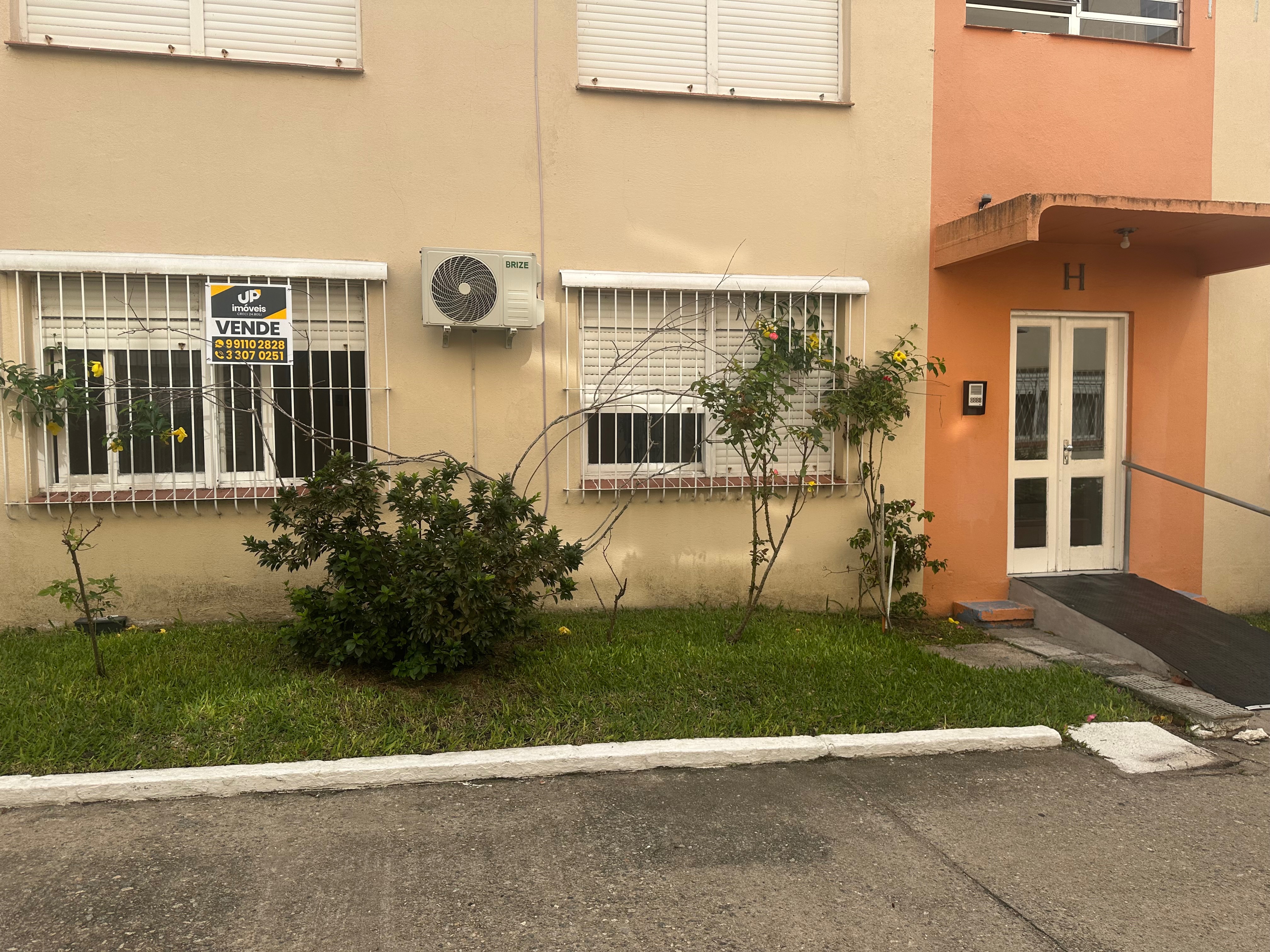 Apartamento térreo à venda no Quinta do Monte, Fragata - 64 m², 2 quartos, cozinha com armários e vaga. - 10