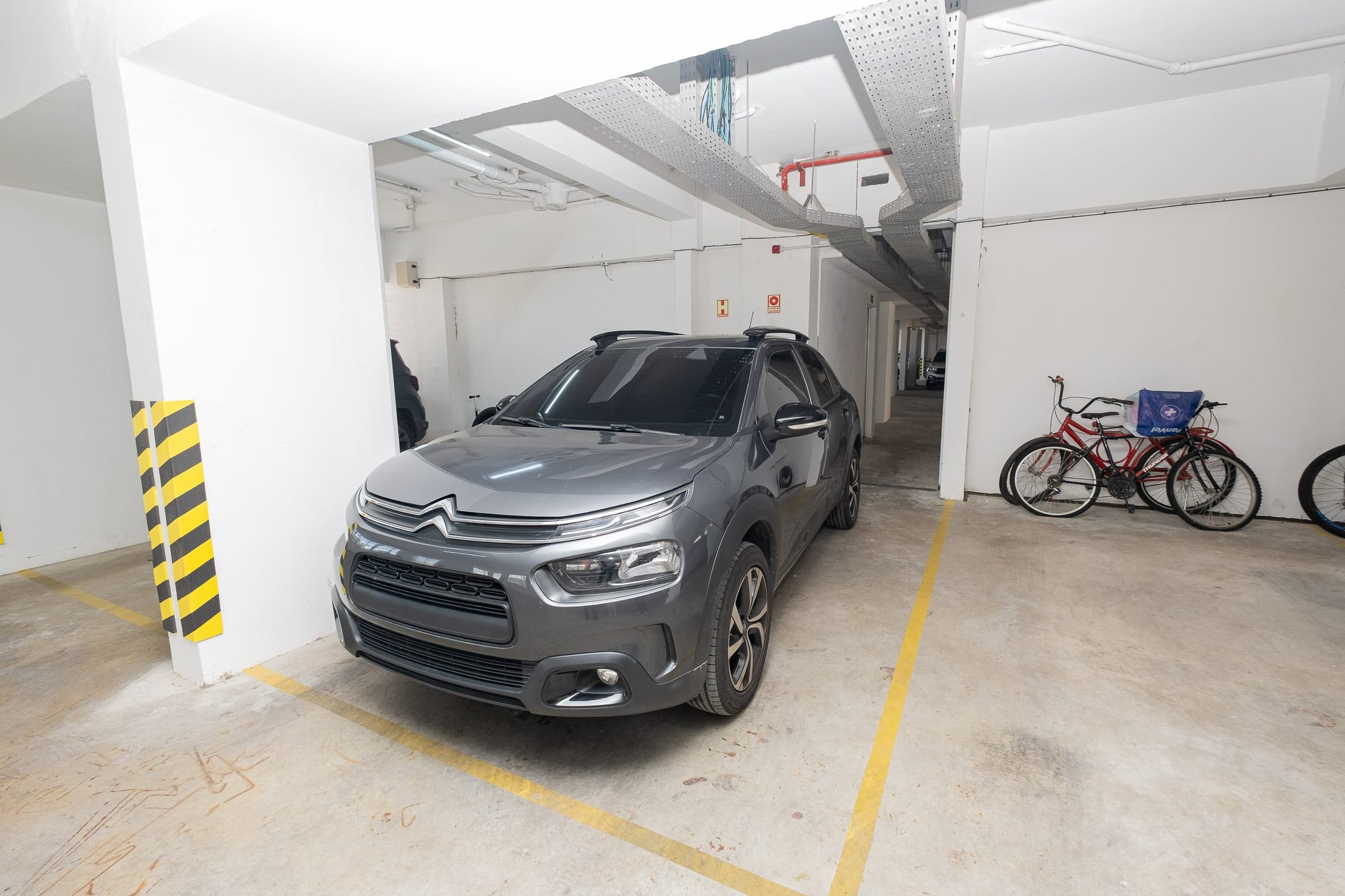 Apartamento semi mobiliado à venda no Solarium Araújo, Centro - 73 m², 2 quartos (sendo 1 suíte), churrasqueira e ótima posição solar. - 15