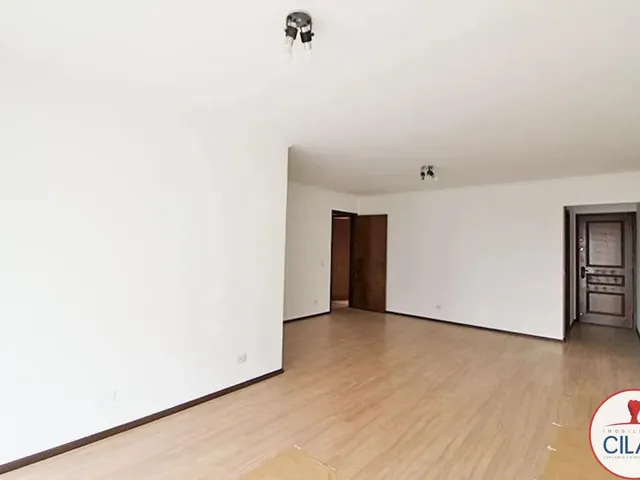 Apartamento 3 quartos e 1 banheiro, para alugar, no bairro Ahú em Curitiba