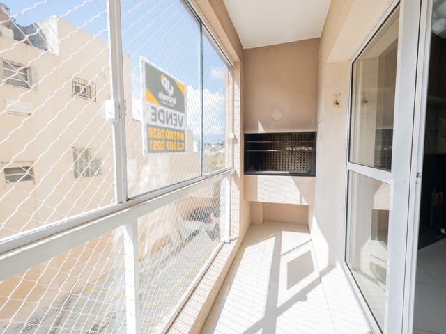 Apartamento com 115m² 3 quartos e 2 banheiros, à venda ou para alugar, no bairro Centro em Pelotas