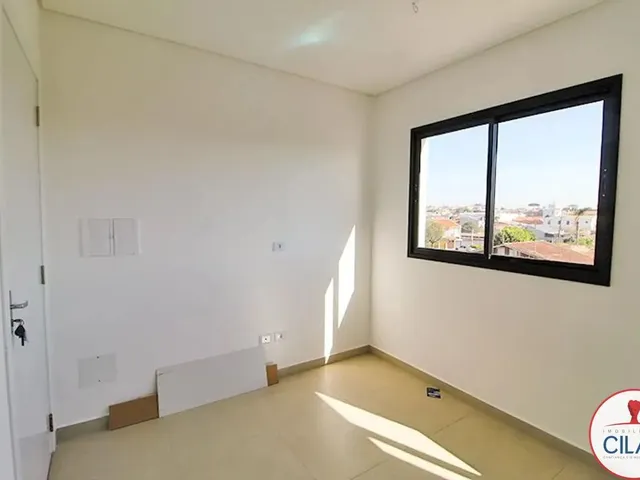 Apartamento 1 quarto e 1 banheiro, para alugar, no bairro Cajuru em Curitiba