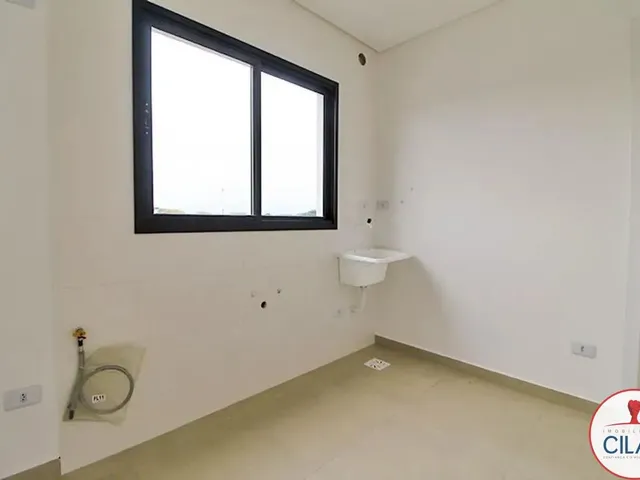 Apartamento 1 quarto e 1 banheiro, para alugar, no bairro Cajuru em Curitiba